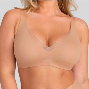 Honeylove Crossover Bra 
Size XL 38D/DD